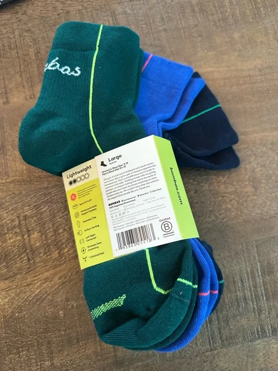 NEW Bombas Performance Running Athletic Socks 3-Pack in Navy, Blue, Green - Picture 2 of 3